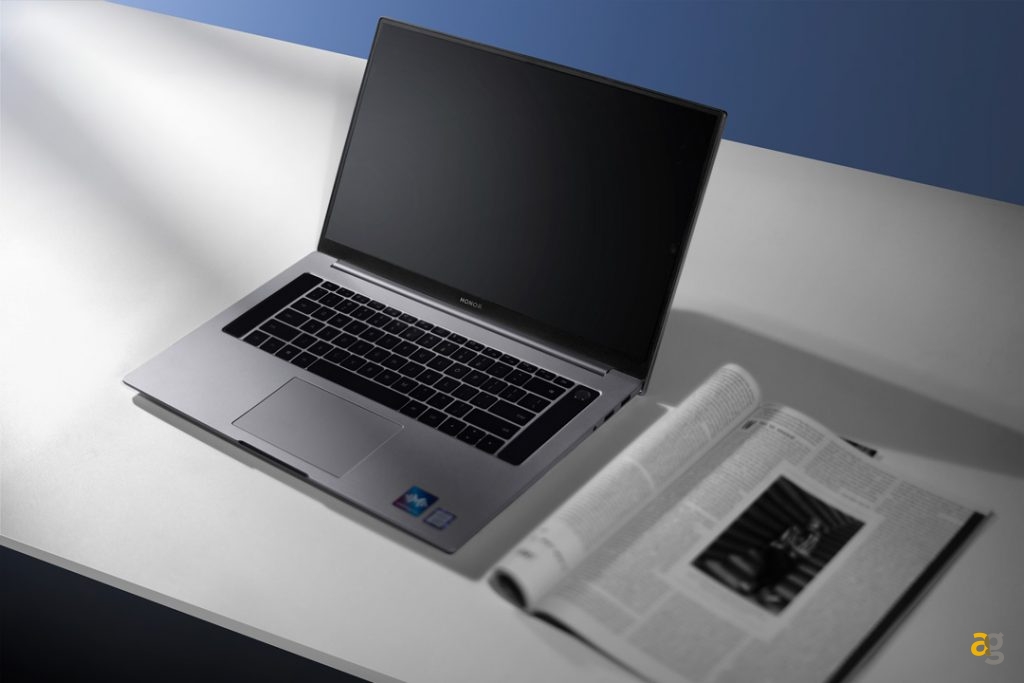 honor-magicbook-pro-14-e-15-ufficiali-prezzi-e-disponibilita-in-italia