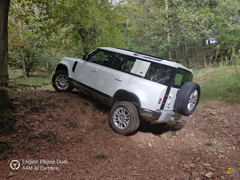 recensione-legion-phone-duel