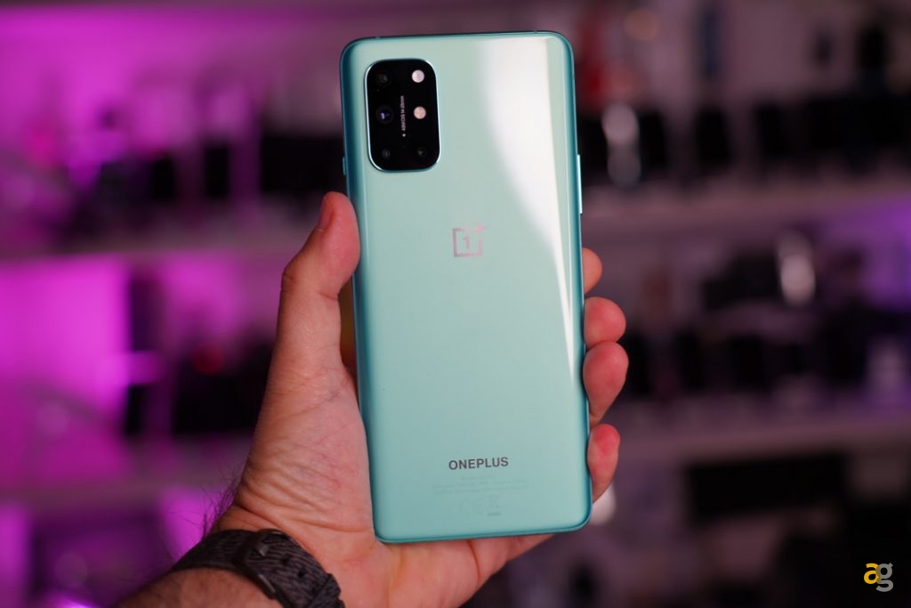 recensione-oneplus-8t