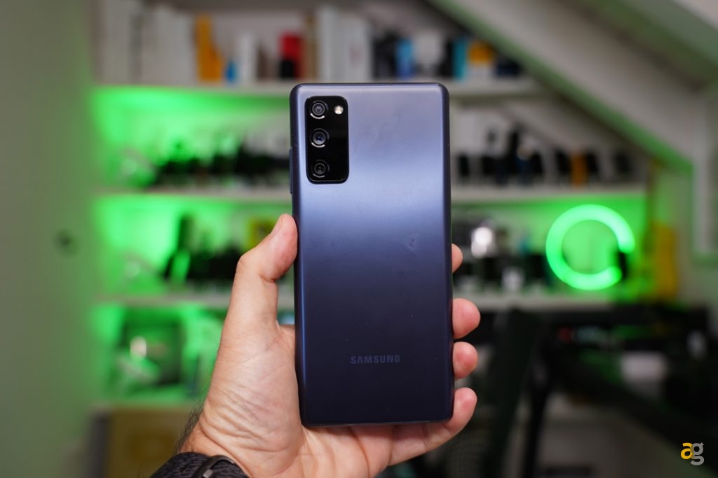 recensione-samsung-galaxy-s20-fe-5g