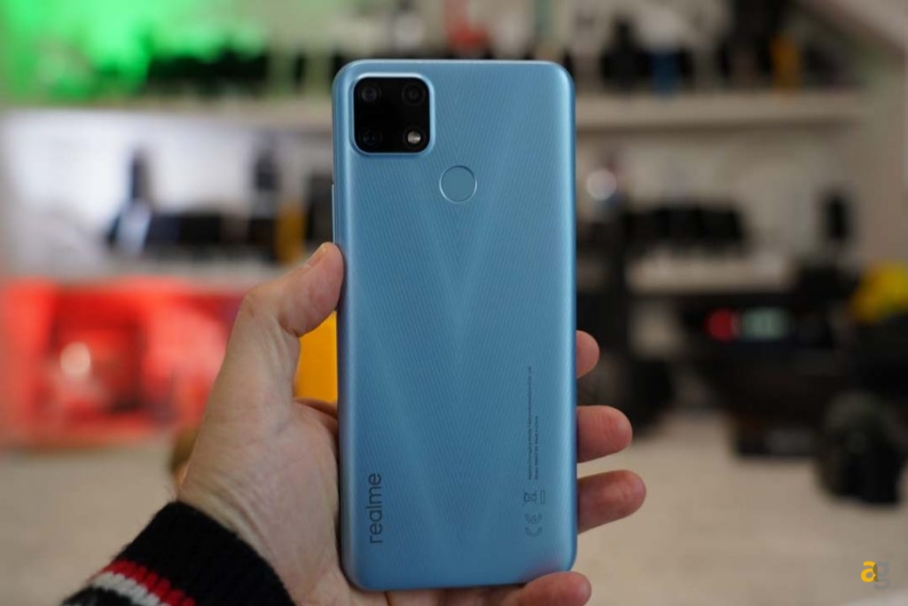recensione-realme-7i