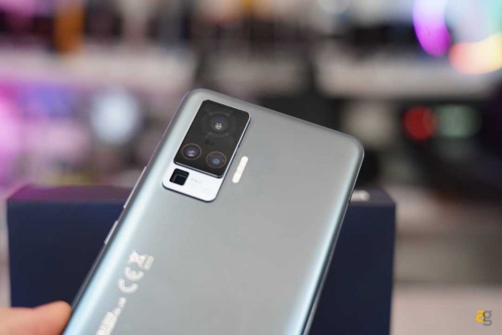 recensione-vivo-x51