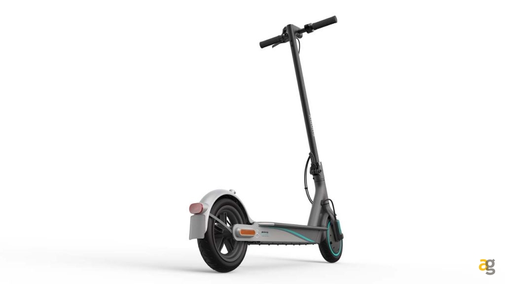 xiaomi-mi-tv-q1-75-mi-electric-scooter-pro-2-mercedes-amg-ufficiali-caratteristiche-prezzi