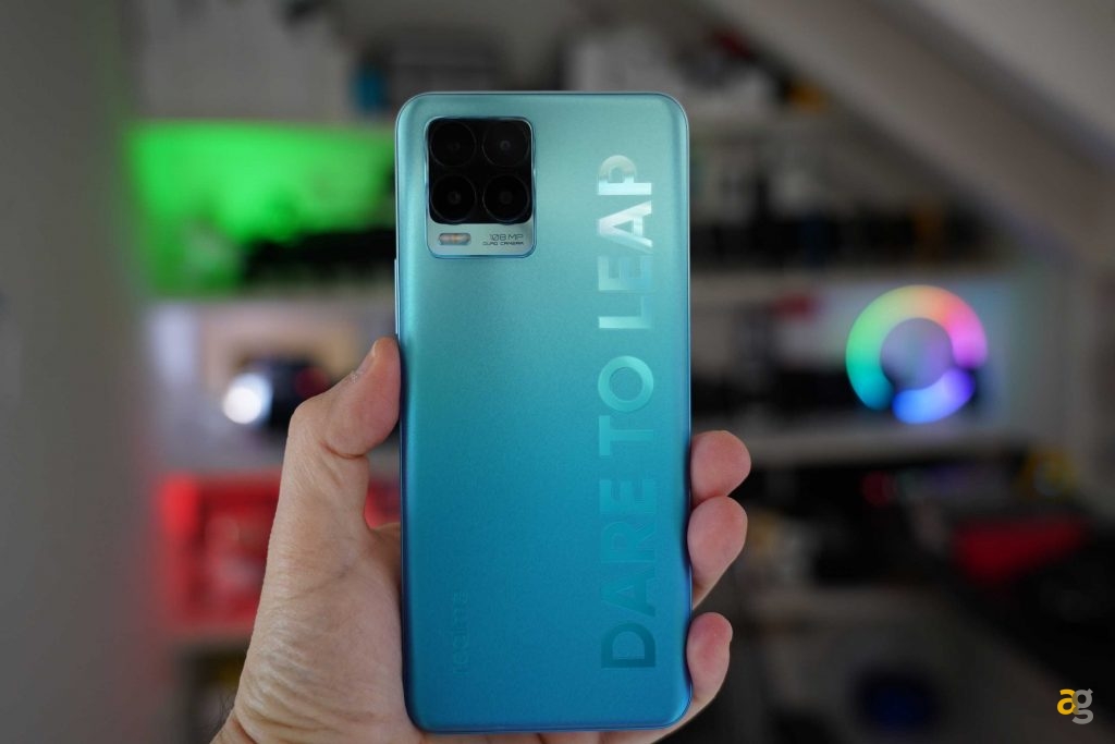 recensione-realme-8-pro