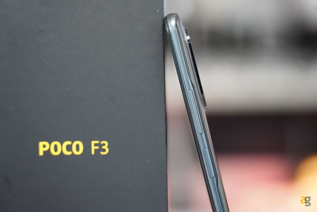 recensione-poco-f3