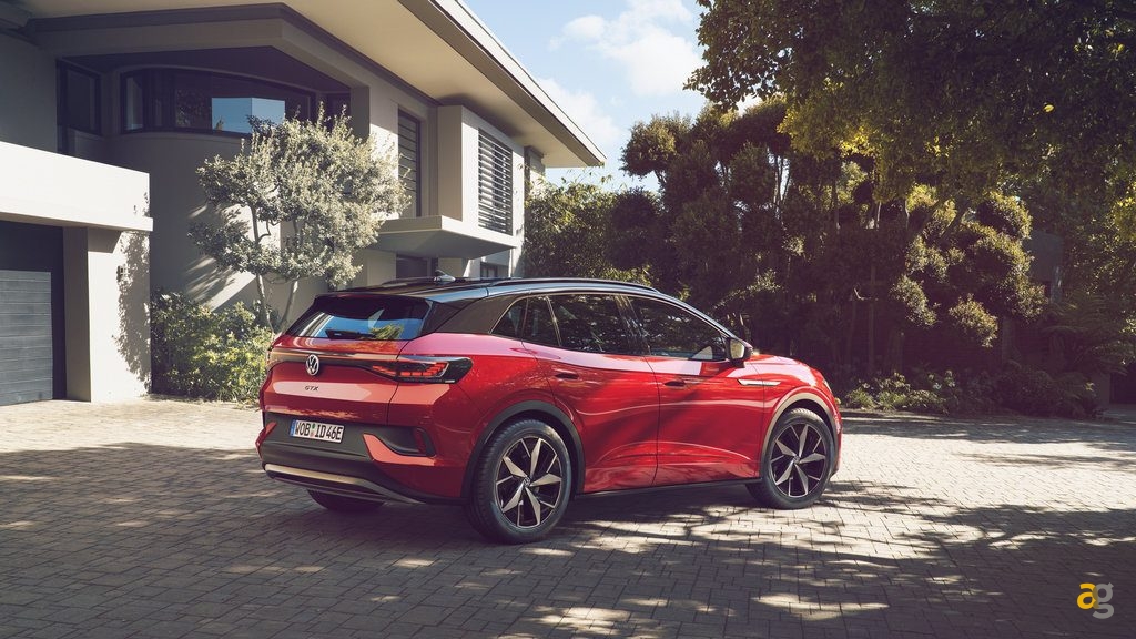volkswagen-abbandonera-le-gti-per-le-nuove-sportive-elettriche-gtx-il-primo-modello-sara-una-id-4-a-trazione-integrale