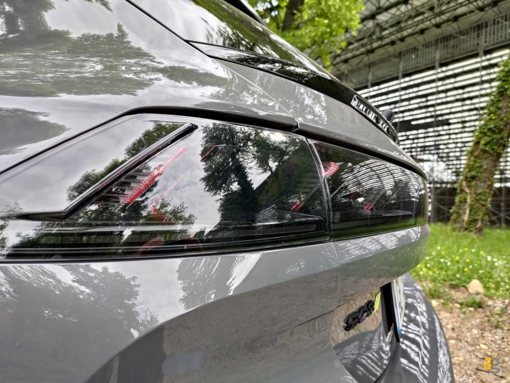 recensione-asus-zenfone-8