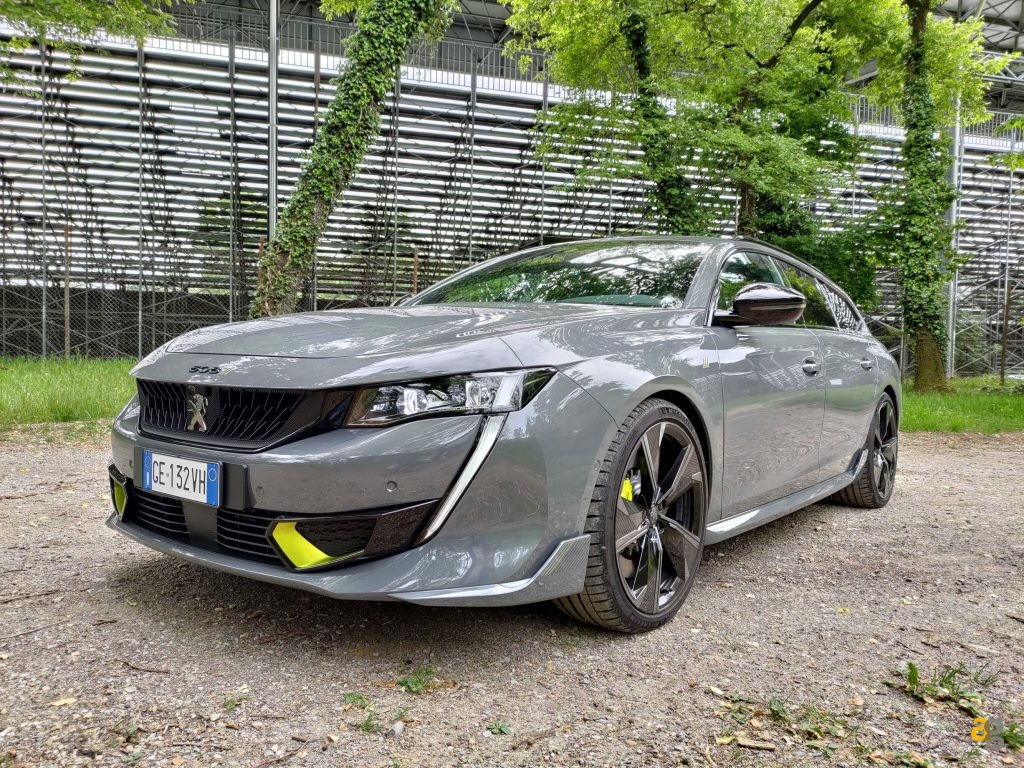 recensione-asus-zenfone-8