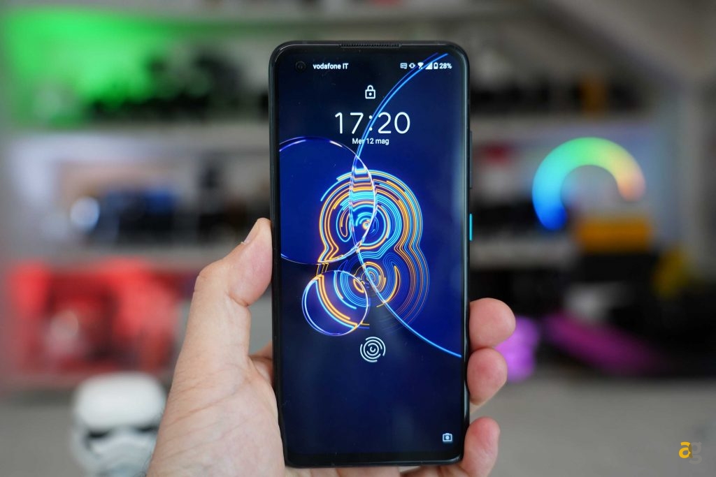 recensione-asus-zenfone-8