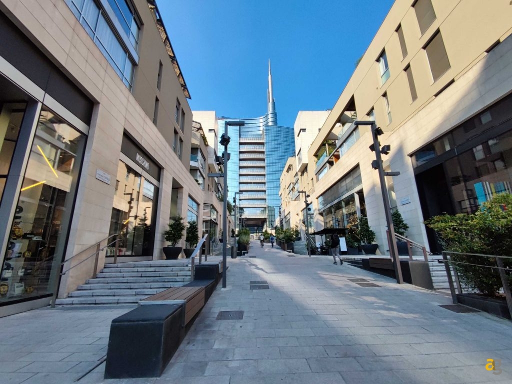 confronto-top-gamma-399-850-euro-iphone-12-galaxy-s21-poco-f3-realme-gt-mi11