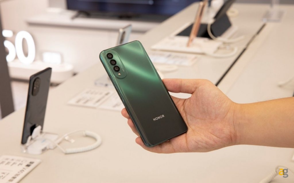 honor-20-se-foto-tripla-fotocamera