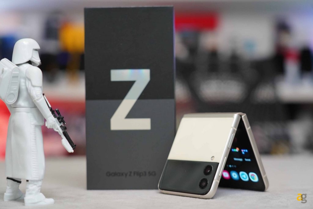 recensione-galaxy-z-flip-3-5g