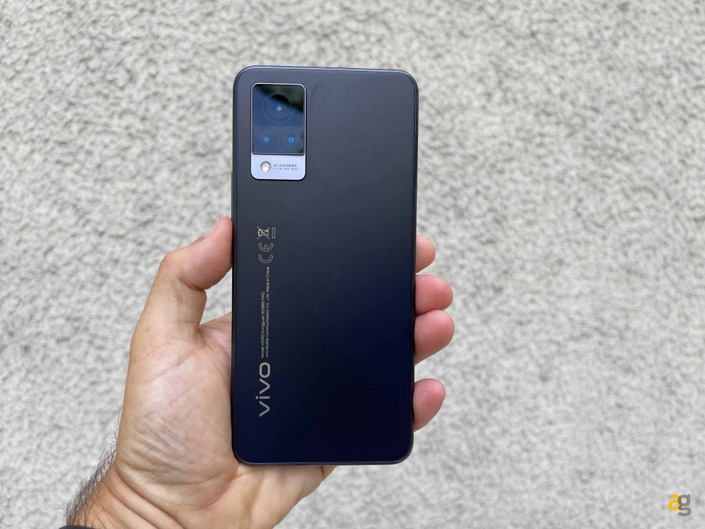 recensione-vivo-v21-5g