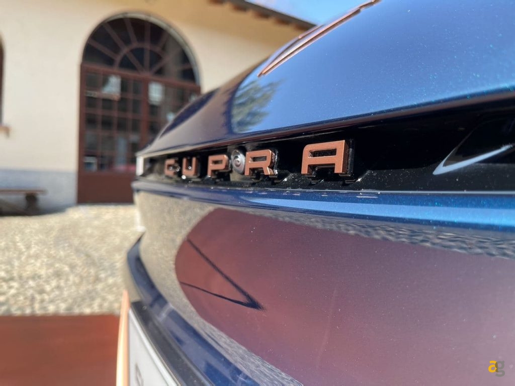 anteprima-cupra-born-elettrica