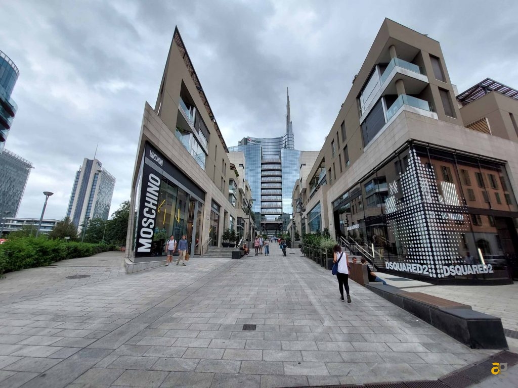 migliori-smartphone-299-499-euro-realme-gt-me-galaxy-a52s-xiaomi-mi11-lite-nord-2-oppo-reno-6