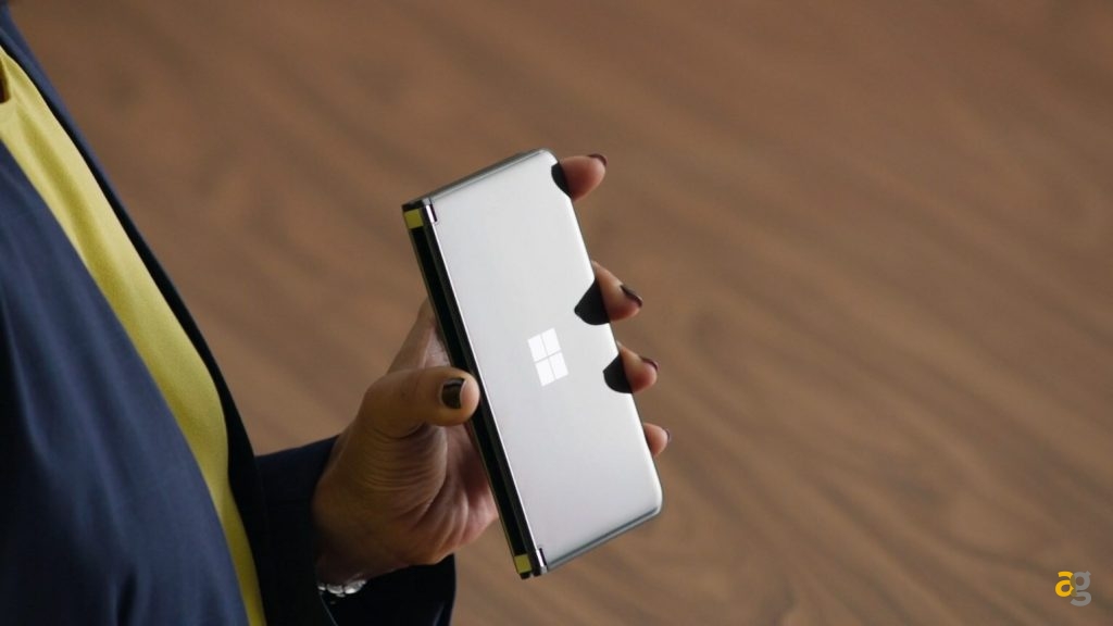 surface-pro-8-go-3-laptop-studio-surface-duo-2-120-hz-caratteristiche-prezzi