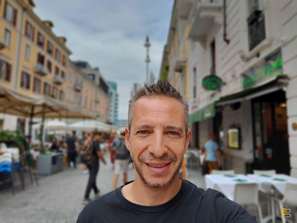 migliori-smartphone-299-499-euro-realme-gt-me-galaxy-a52s-xiaomi-mi11-lite-nord-2-oppo-reno-6