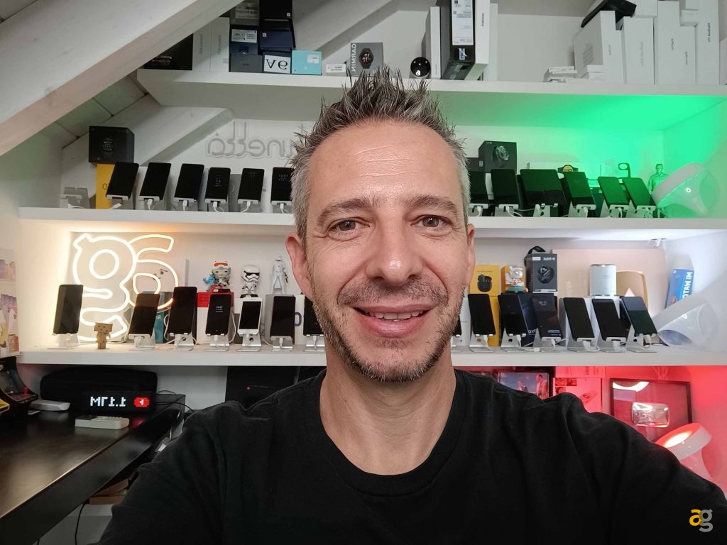 migliori-smartphone-299-499-euro-realme-gt-me-galaxy-a52s-xiaomi-mi11-lite-nord-2-oppo-reno-6