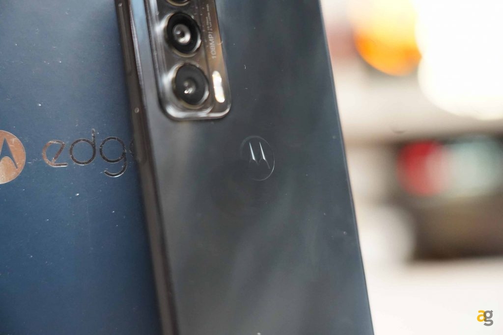 recensione-motorola-edge-20