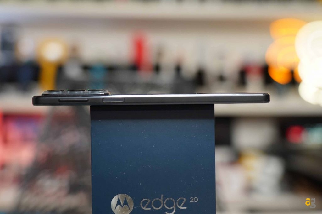 recensione-motorola-edge-20
