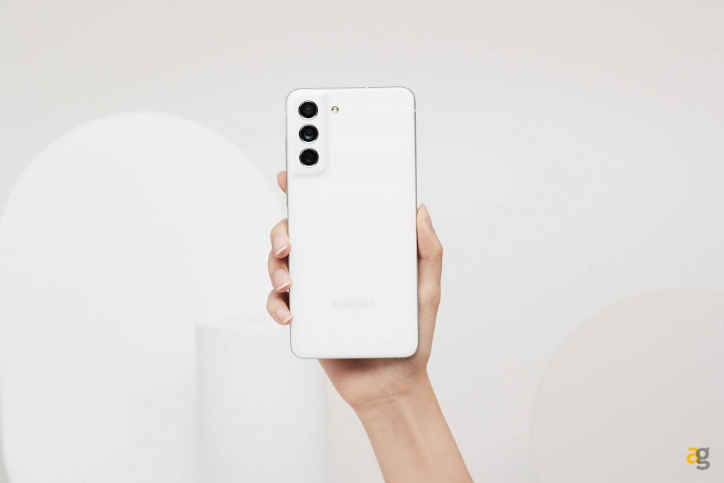 samsung-galaxy-s21-fe-ufficiale-prezzo-caratteristiche