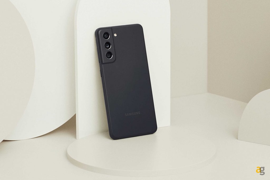 samsung-galaxy-s21-fe-ufficiale-prezzo-caratteristiche