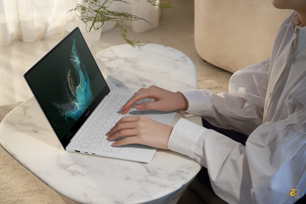 samsung-nuovi-galaxy-book2-pro-galaxy-book2-pro-360-caratteristiche-prezzi