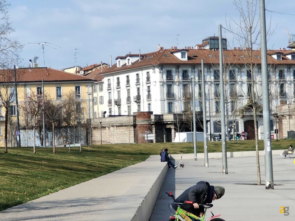 confronto-smartphone-top-gamma-2022-s22-ultra-realme-gt2-pro-moto-edge30-pro-oppo-find-x5pro