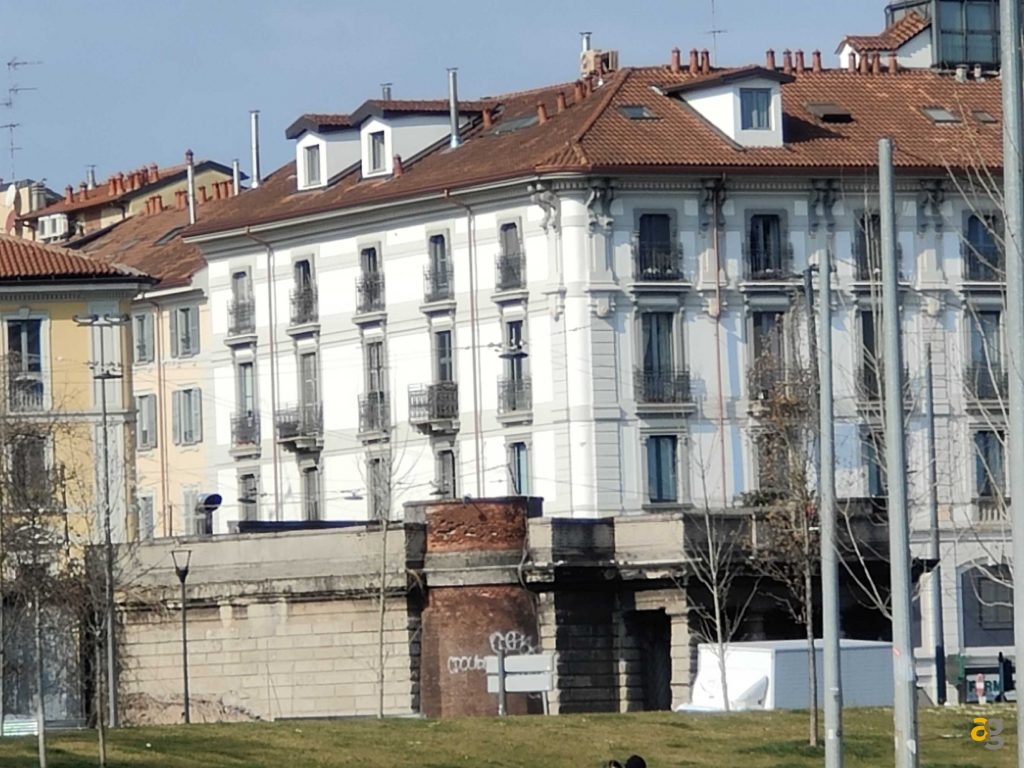 confronto-smartphone-top-gamma-2022-s22-ultra-realme-gt2-pro-moto-edge30-pro-oppo-find-x5pro