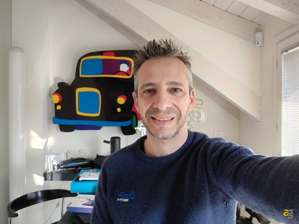 confronto-smartphone-top-gamma-2022-s22-ultra-realme-gt2-pro-moto-edge30-pro-oppo-find-x5pro