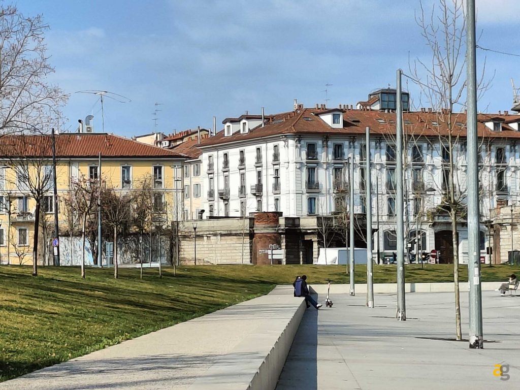 confronto-smartphone-top-gamma-2022-s22-ultra-realme-gt2-pro-moto-edge30-pro-oppo-find-x5pro