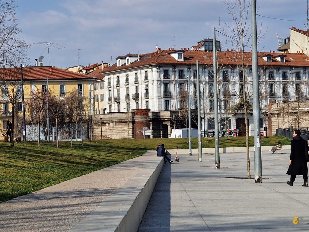 confronto-smartphone-top-gamma-2022-s22-ultra-realme-gt2-pro-moto-edge30-pro-oppo-find-x5pro