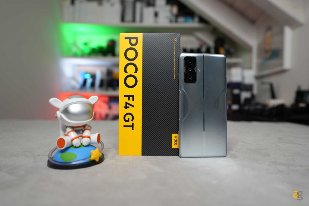 recensione-poco-f4-gt