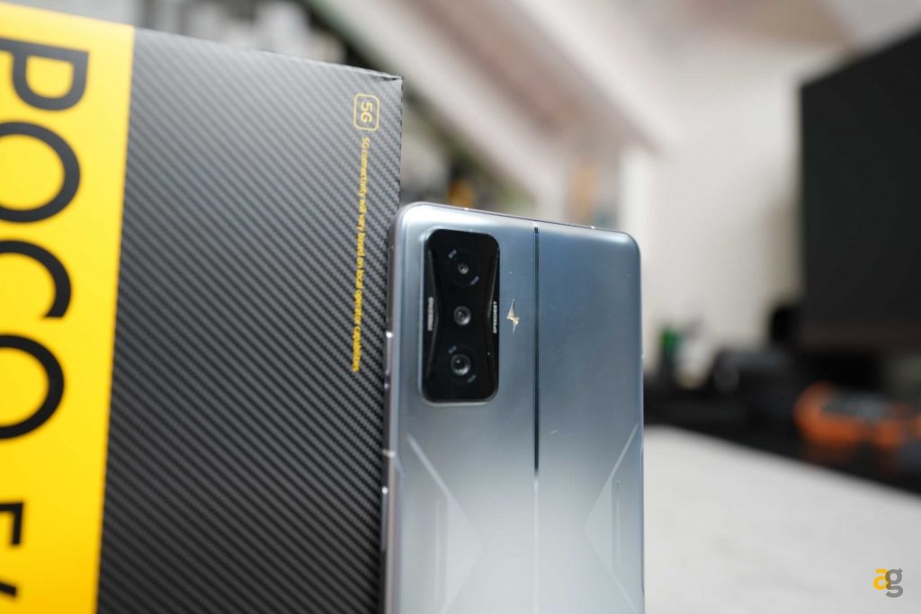 recensione-poco-f4-gt