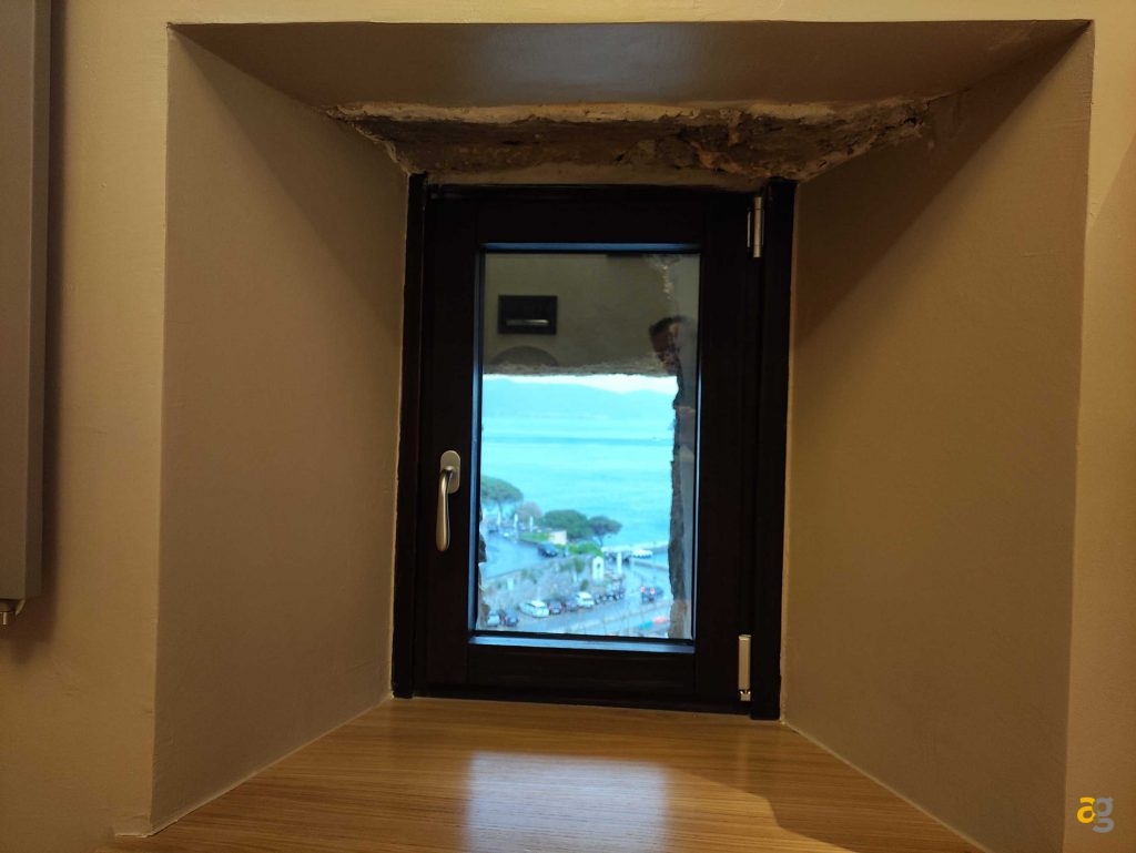 recensione-poco-f4-gt