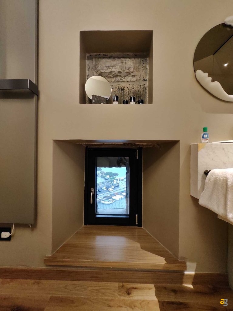 recensione-poco-f4-gt