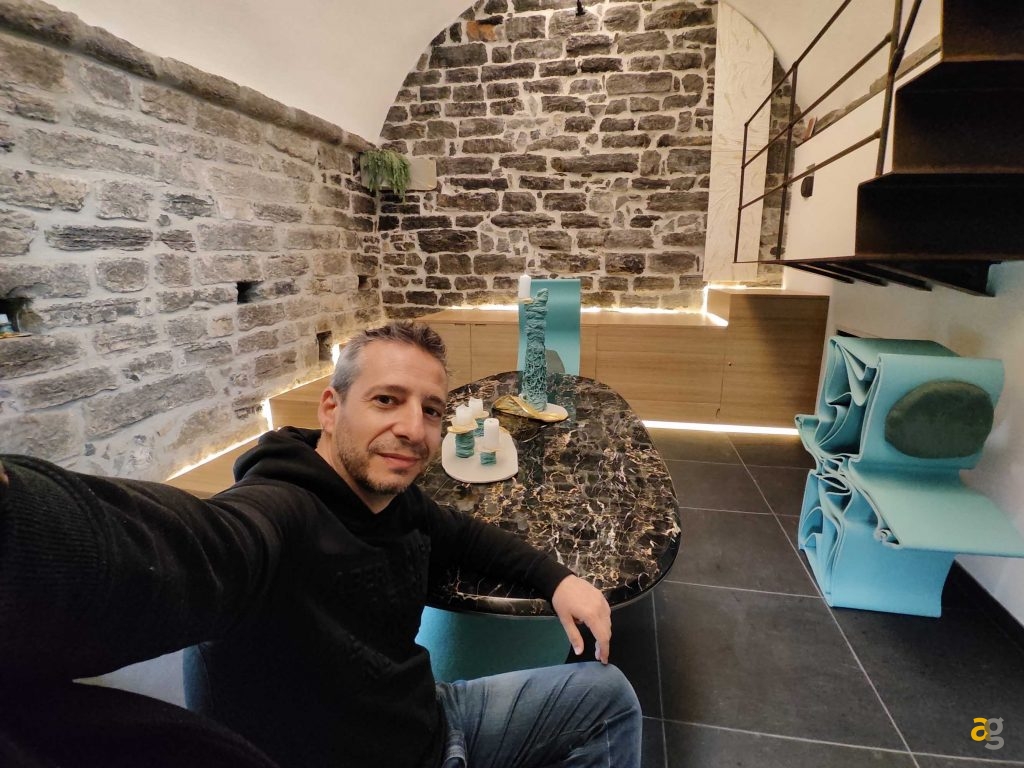 recensione-poco-f4-gt