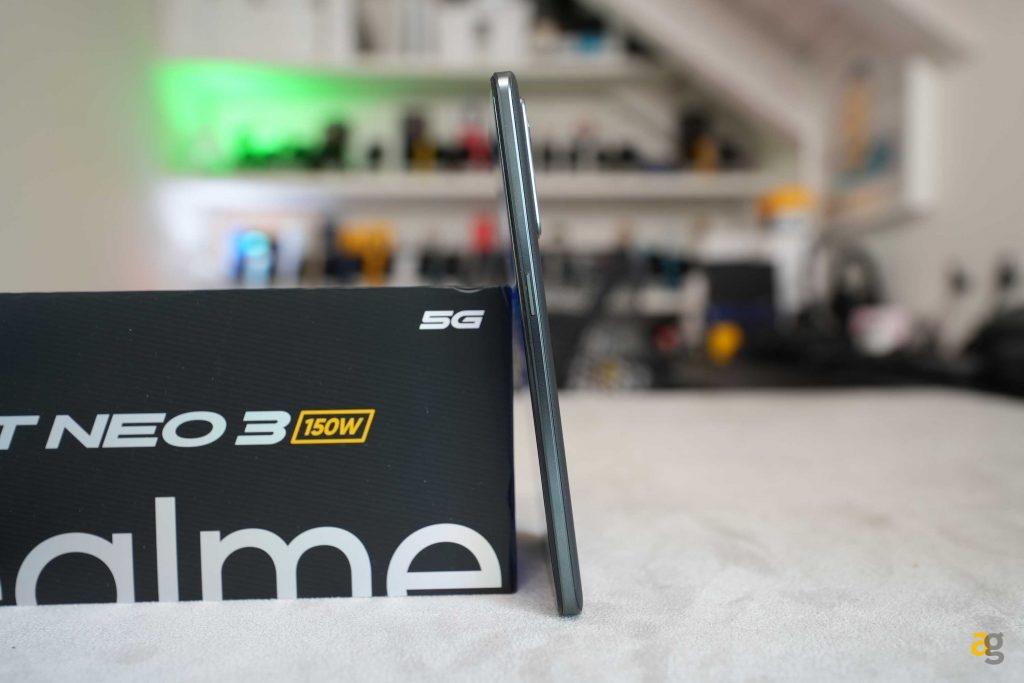 recensione-realme-gt-neo-3-150w