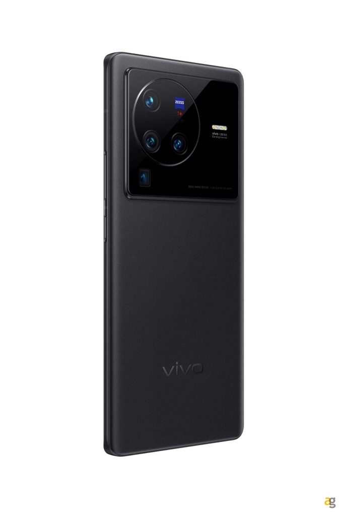 vivo-x80-pro-ufficiale-in-europa-snapdragon-8-gen1-video-bokeh-collaborazione-con-zeiss