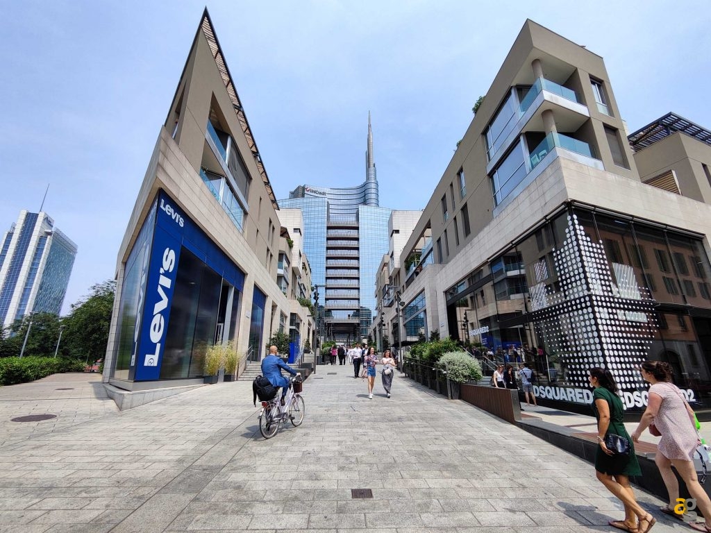 confronto-medi-alti-gamma-realme-gt-neo3-3t-s22-xiaomi-12