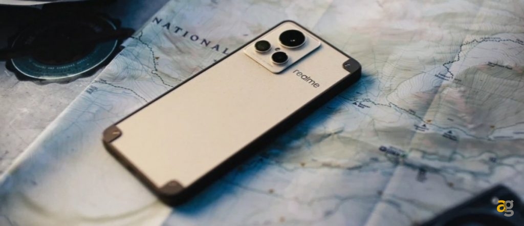 realme-gt2-explorer-master-edition-svelato-design-pochi-giorni-dal-lancio