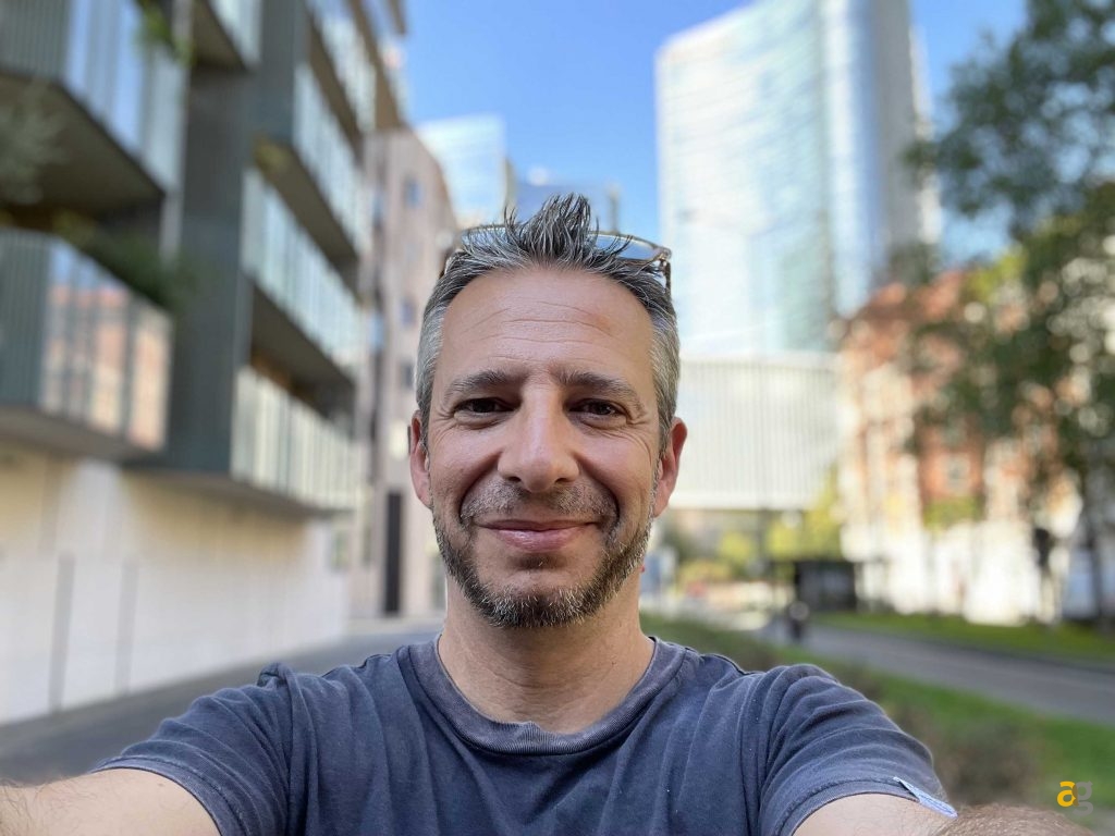 confronto-migliori-telefoni-compatti-iphone-13-mini-galaxy-flip4-pixel-6a-zenfone-9