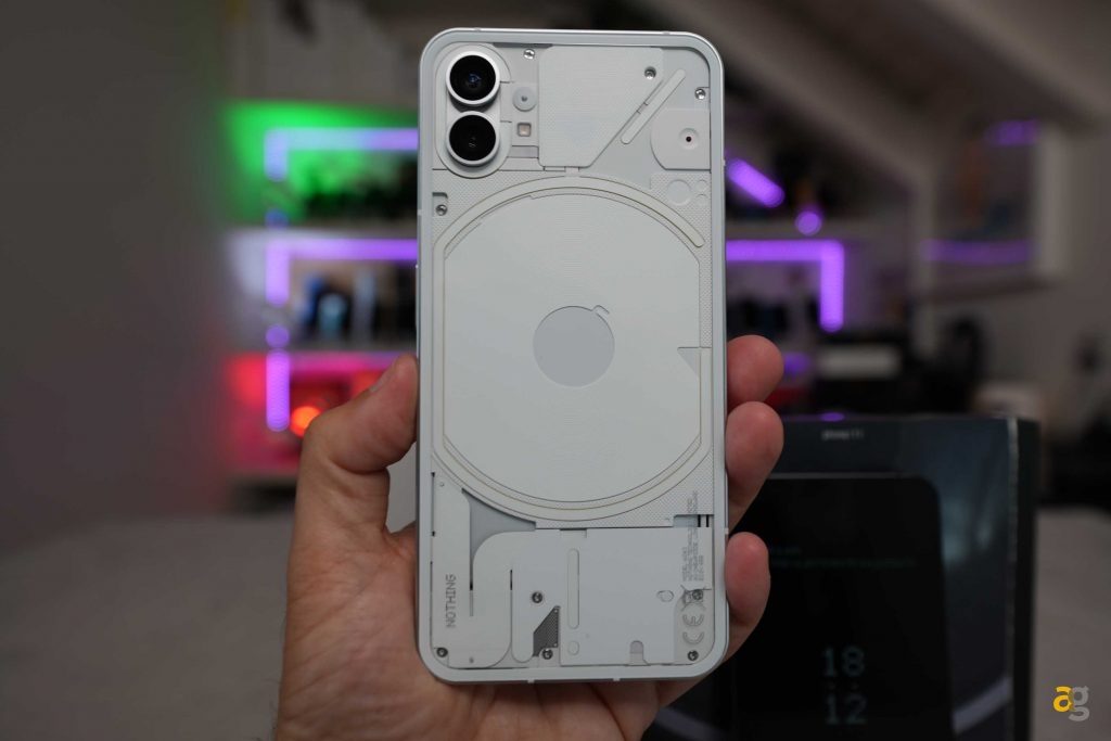 recensione-nothing-phone-1