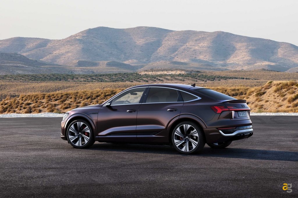 600-chilometri-autonomia-lusso-tecnologia-comfort-arriva-nuova-audi-q8-e-tron