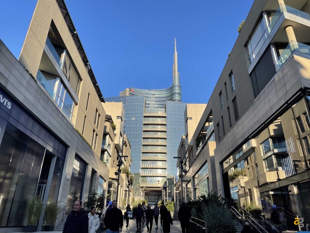 quale-iphone-comprare-per-studenti-muletto-pro