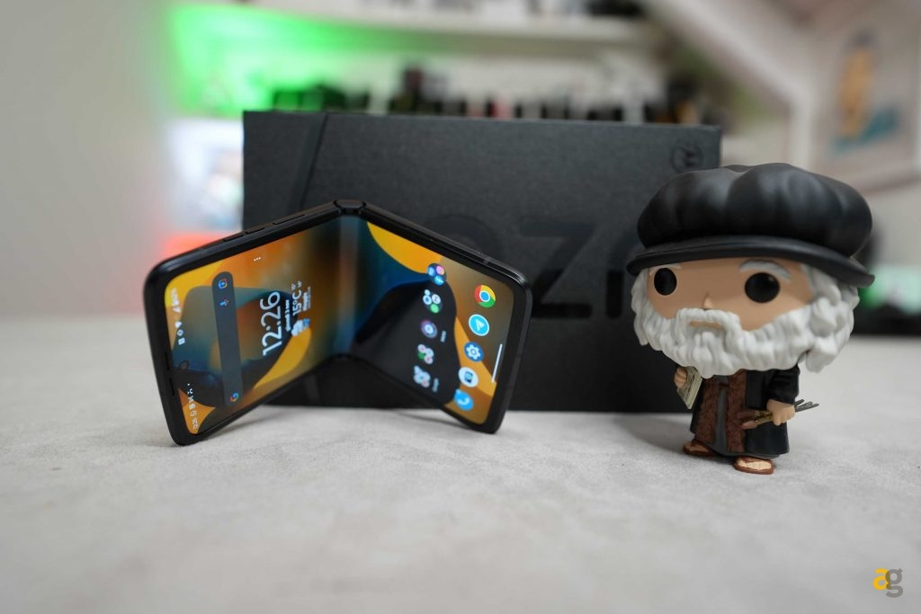 recensione-motorola-razr-2022