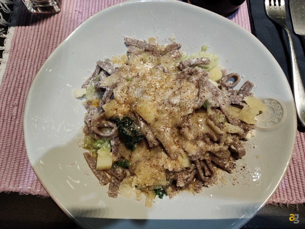 recensione-motorola-razr-2022