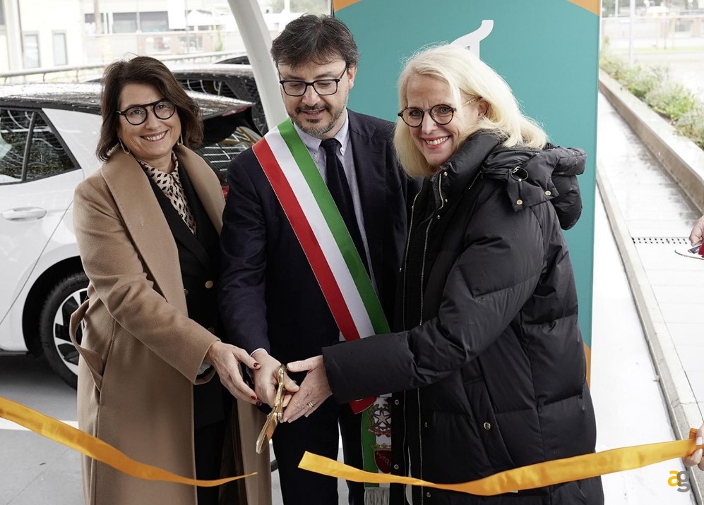 enel-x-way-volkswagen-insieme-piu-grande-infrastruttura-di-ricarica-italia-nasce-ewiva
