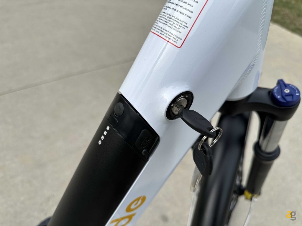 eleglide-trekking-t1-step-thru-e-bike-low-cost-sotto-1000-euro