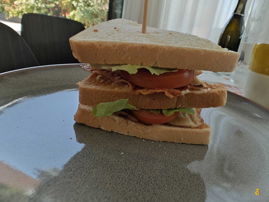 recensione-oneplus-11